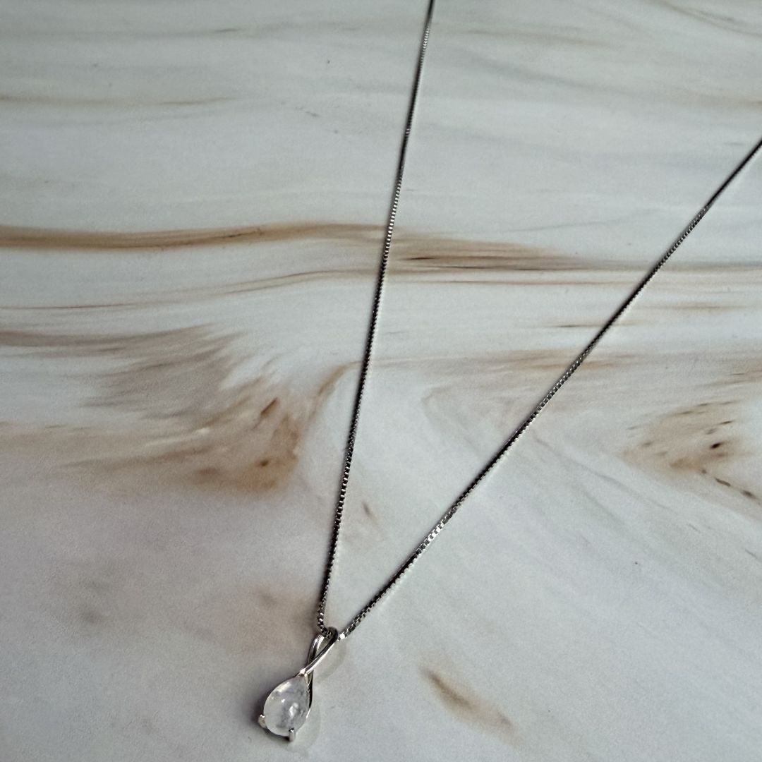 Natural Moonstone Pendant Necklace in 925 Sterling Silver
