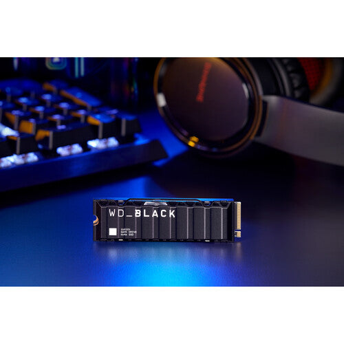 WD - BLACK SN850X 1TB Internal SSD PCIe Gen 4 x4 NVMe with Heatsink for PS5 and Desktops