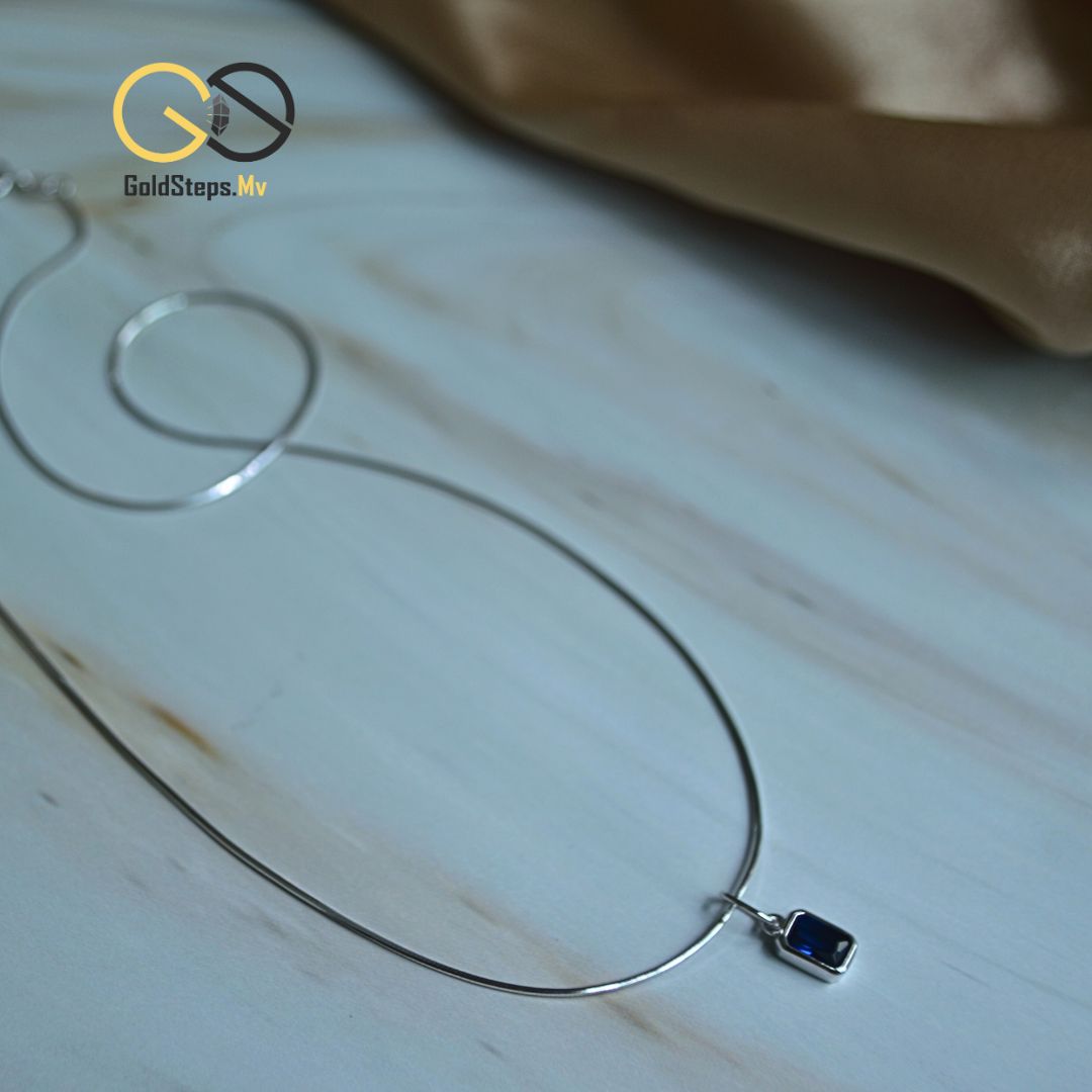 Silver 925 Blue Gemstone Pendant Necklace – Modern Elegance with a Touch of Serenity