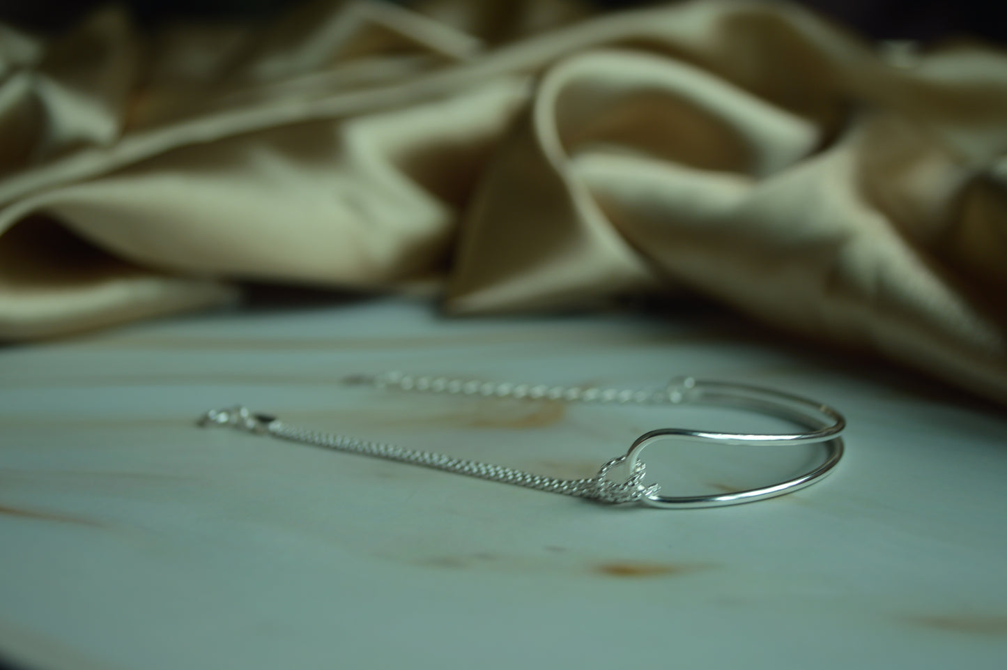 925 Silver Knot Bracelet – Symbol of Strength and Connection