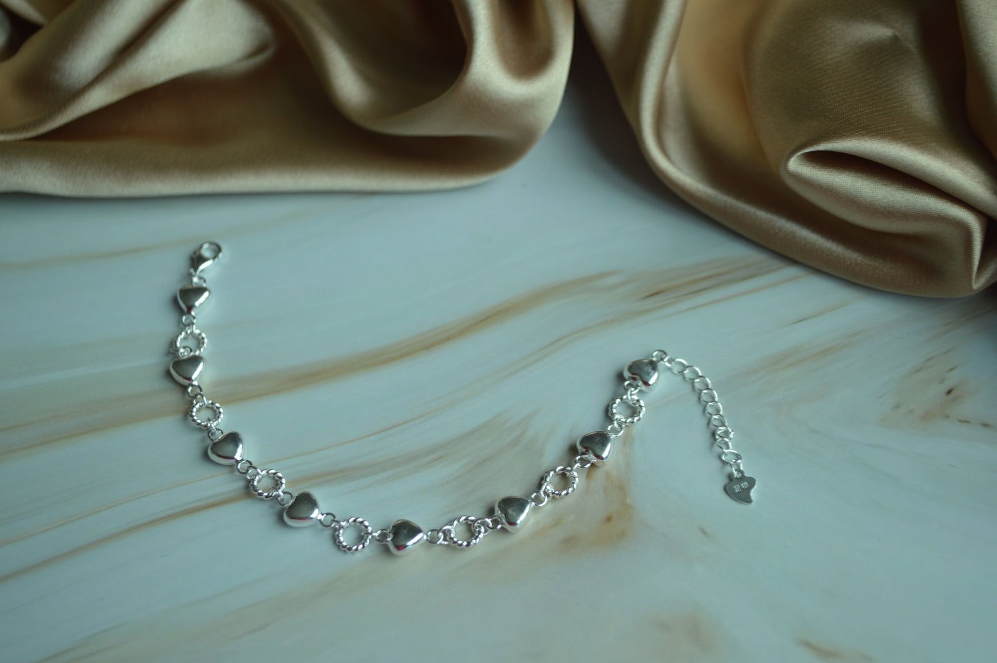 925 Silver Heart Link Bracelet – Romantic Elegance in Every Detail