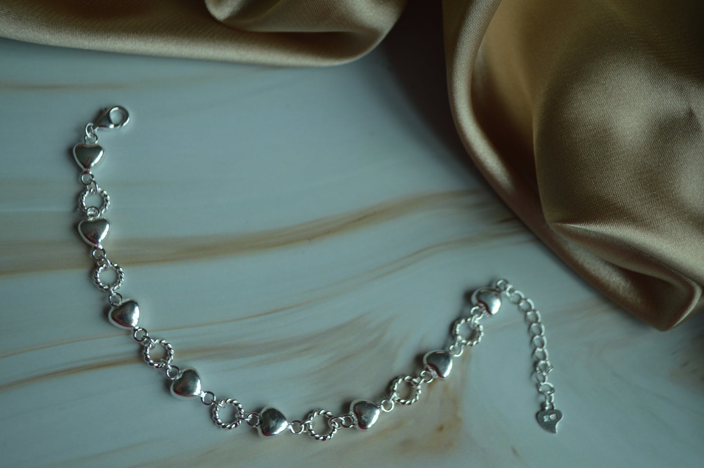 925 Silver Heart Link Bracelet – Romantic Elegance in Every Detail