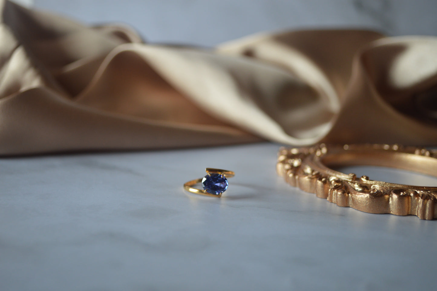 original Gold ring with purple stone