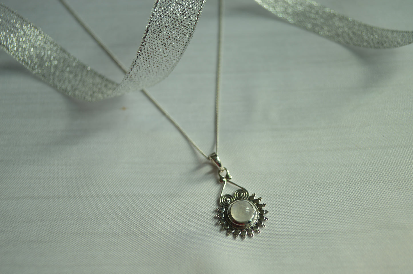 Ornate Moonstone Pendant – Silver 925 Necklace