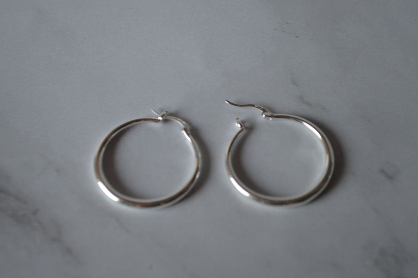 925 sterling silver hoop earring