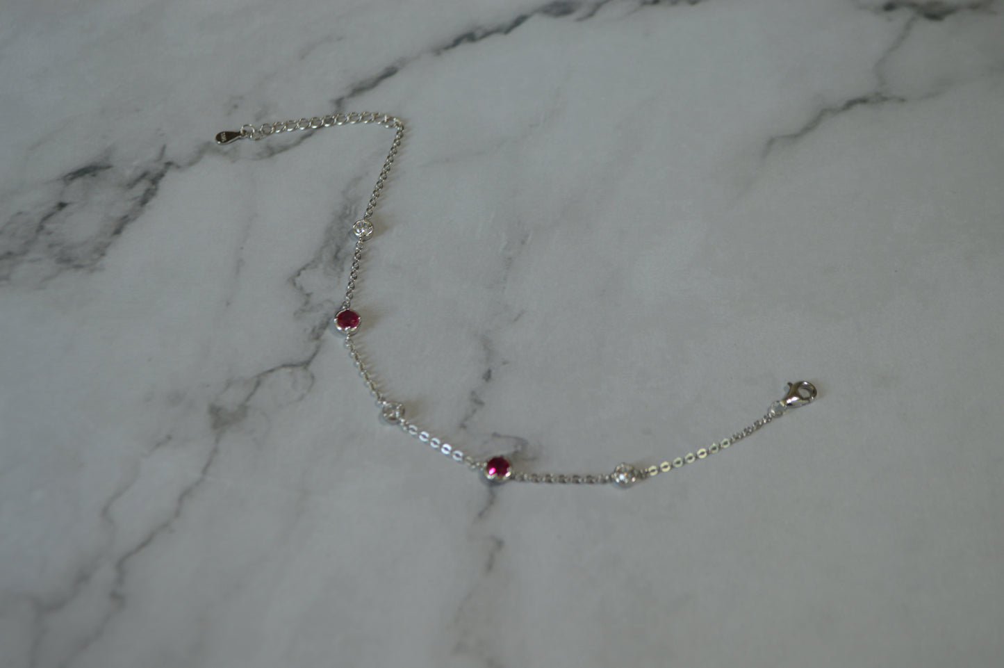 Sterling Silver 925 Bracelet with Red & White Zircon Gems – Chic and Stylish Accessory