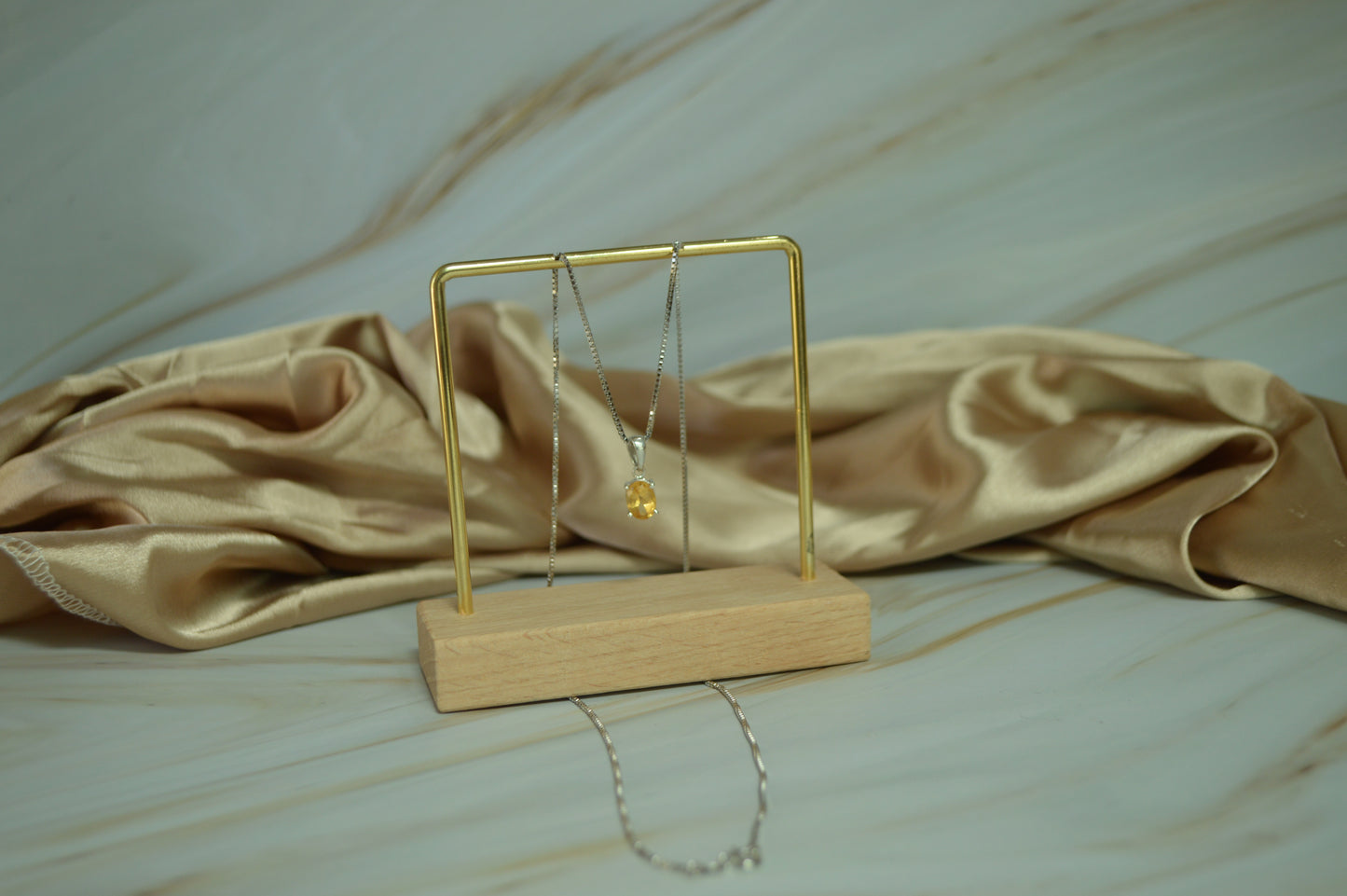 Elegant Ceylon Natural Citrine & Silver Necklace