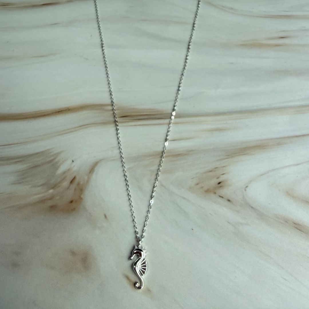 Seahorse Pendant Necklace in 925 Sterling Silver