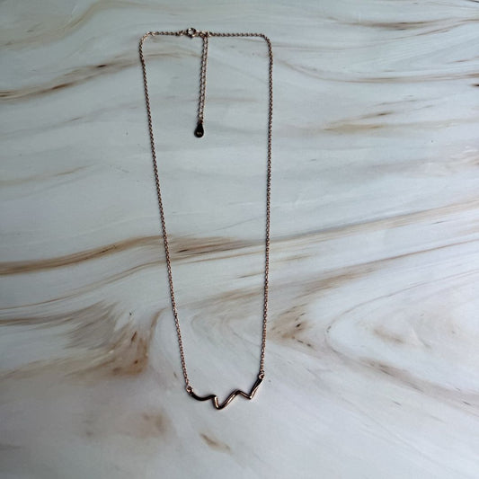 Wavy Bar Necklace in 925 Sterling Silver – Gold Plated