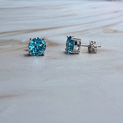 925 Sterling Silver Blue Zircon Stud Earrings (6 mm )