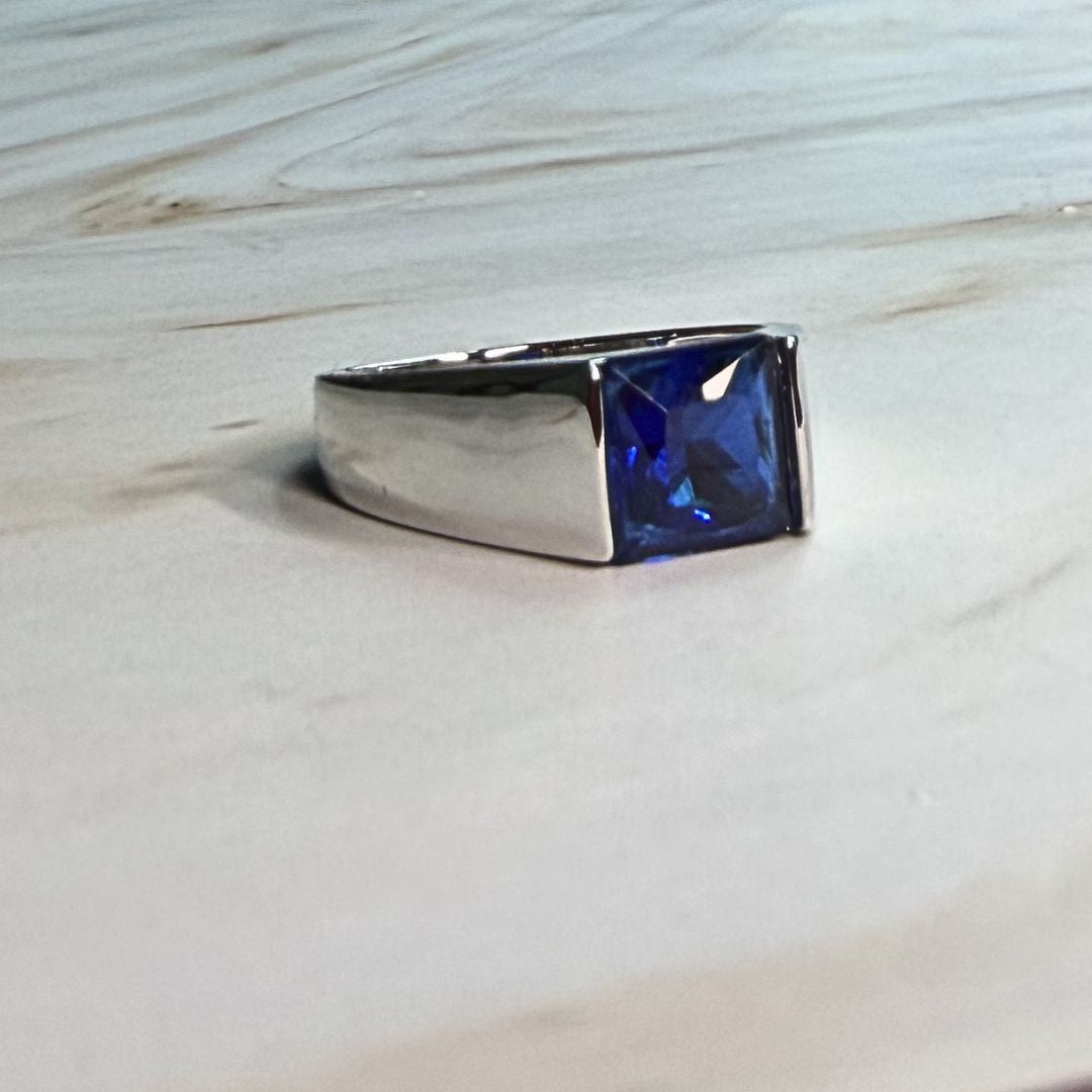 Azure Crown 925 Sterling Silver Men’s Ring – Blue Corundum Square Signet Design