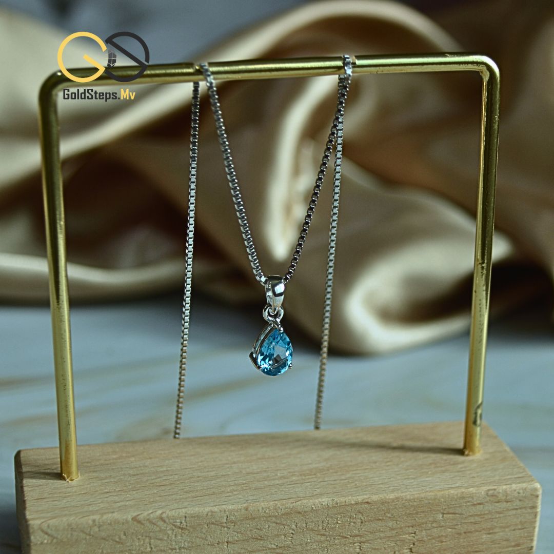 Blue Topaz Teardrop Necklace in 925 Silver – Pure Radiance, Everyday Grace