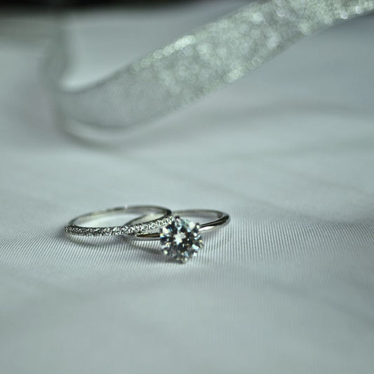 Elegant CZ Bridal Ring Set in 925 Silver