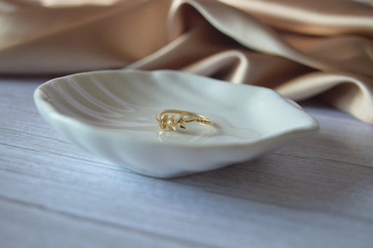 18K Gold Leaf Design