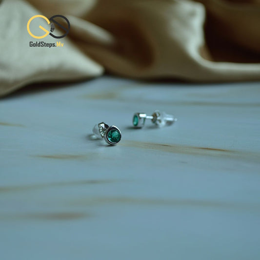 Silver 925 Green Gemstone Stud Earrings – Elegant Simplicity with a Touch of Nature