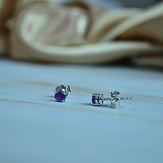 The Amethyst Glow — 925 Silver Studs