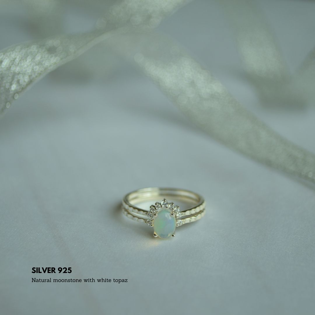 Moonstone & White Topaz – 925 Silver Ring with Natural Gemstones