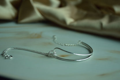 925 Silver Knot Bracelet – Symbol of Strength and Connection