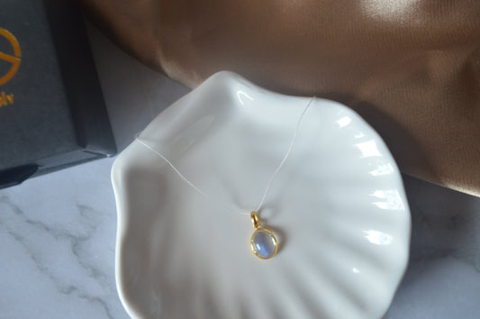 GS0546 18k original gold pendent with natural moonstone