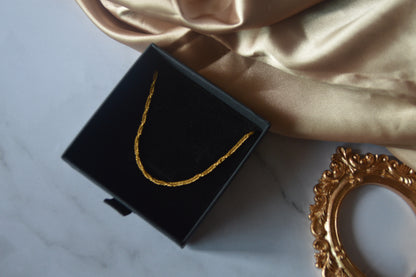 GS0559 / 60 18k gold olhi desing bracelet