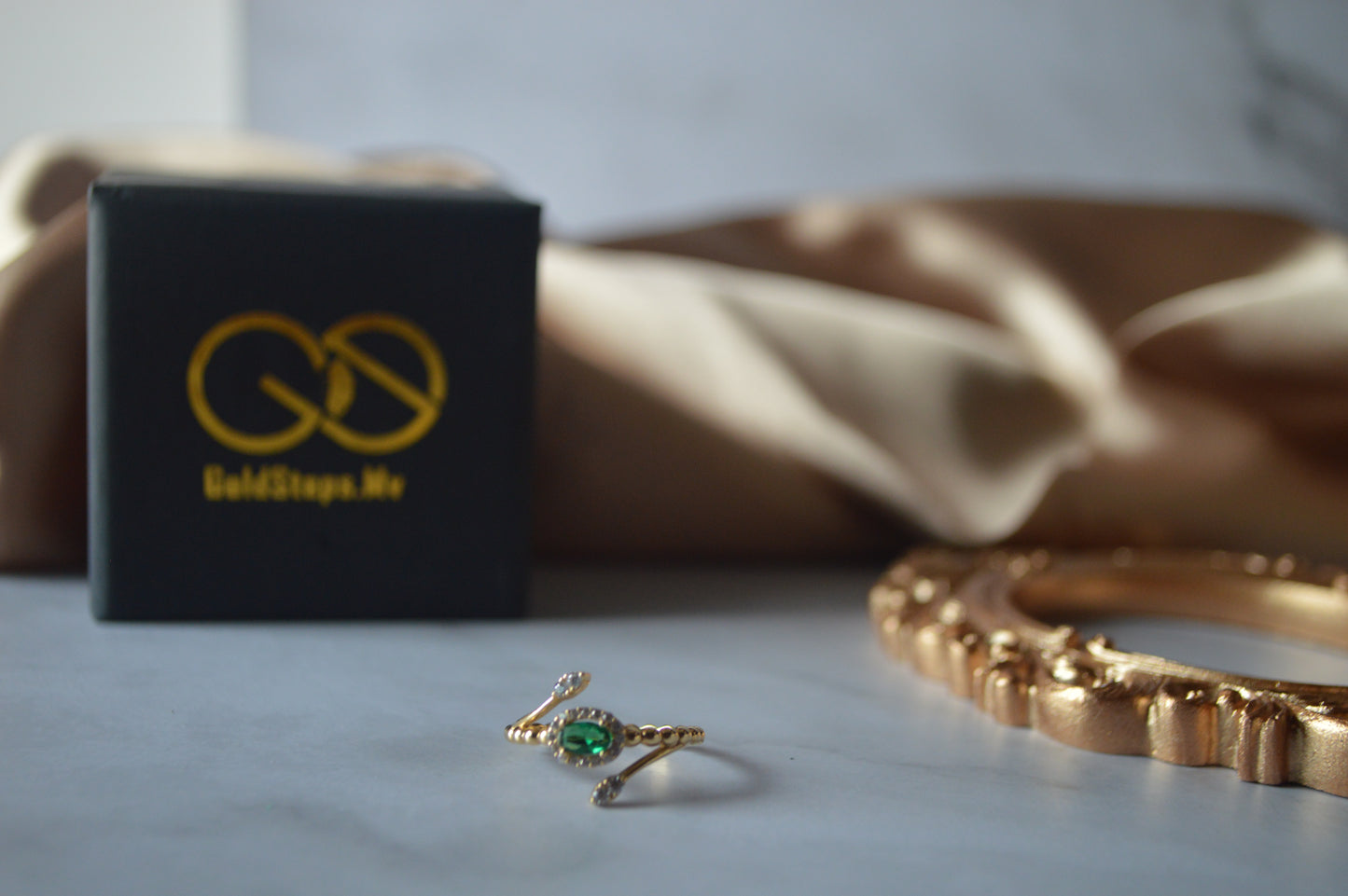 Original gold ring green stones