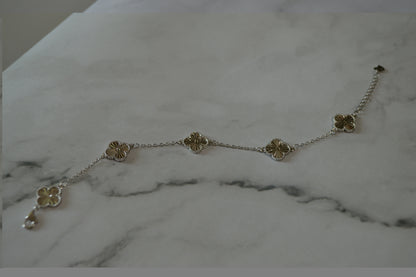 Silver 925 Clover Charm Bracelet – Lucky Elegance in Every Detail