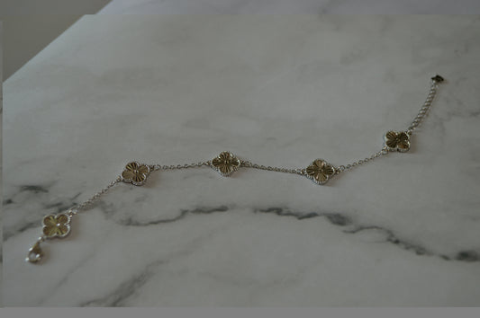 Silver 925 Clover Charm Bracelet – Lucky Elegance in Every Detail