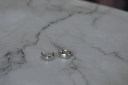 Minimalist Sterling Silver 925 Hoop Earrings – Classic Everyday Elegance