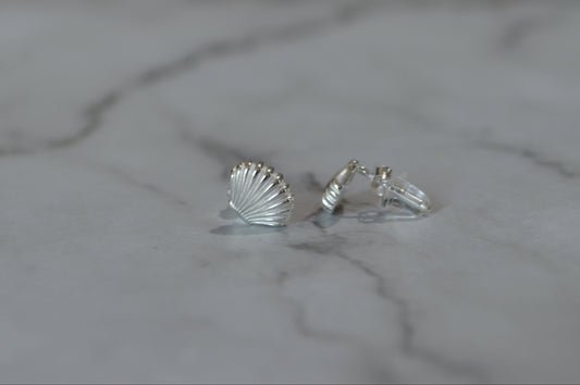Sterling Silver 925 Fan Shell Stud Earrings – Radiant Textured Finish