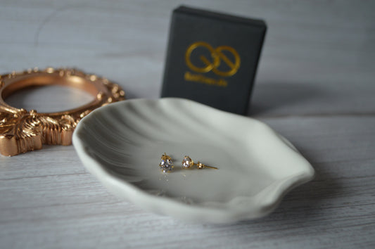 GS0499 18k original gold Earring stud with clear zuricone