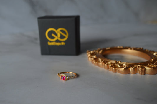 GS0526 Ring with square Pink Zircon