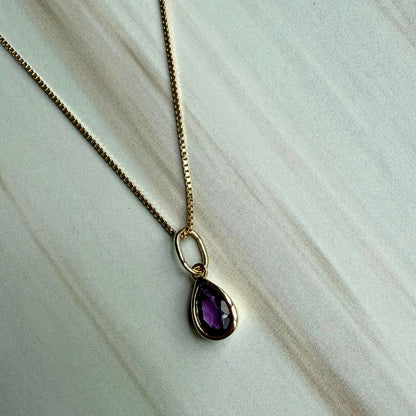 Natural Amethyst pear-shaped pendant necklace in genuine 18K solid gold with Italian design craftsmanship