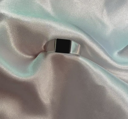 Midnight Edge 925 Sterling Silver Men’s Ring – Natural Black Onyx Square Signet Design